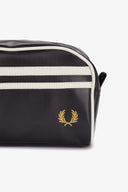 Fred Perry Ανδρική Τσάντα Νεσεσέρ  Coated Polyester Wash Bag L8298-D57 Μαύρο