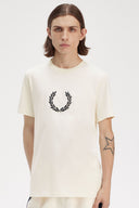 Fred Perry Ανδρική Μπλούζα Textured Laurel Wreath T-Shirt M8587-560 Εκρού