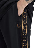 Fred Perry Ανδρικό  Παντελόνι Φόρμας Contrast Tape Track Pant T5507-90A Μαύρο