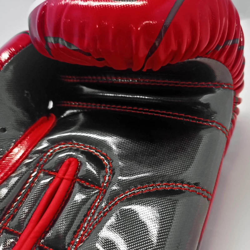 401050 boxing gloves olympus xlc red closeup1 2 tobros.gr
